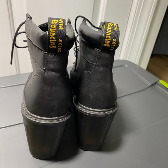 Discontinued Dr. Martens Averil Heeled Boot - Black, Size US 11 / EU 43 - Picture 3 of 9